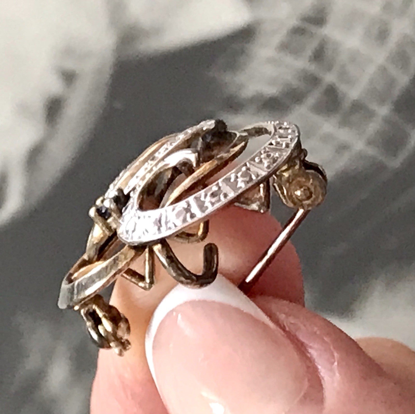 Vintage TeKa Designer Anhänger Brosche Amerik. Doublè vergoldet blauer Stein