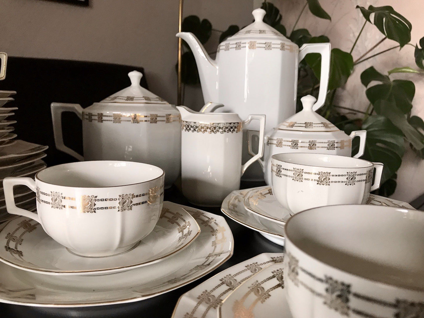Antik Art Déco Porzellan 11 Personen Kaffeeservice EDEL Goldrand Golddekor