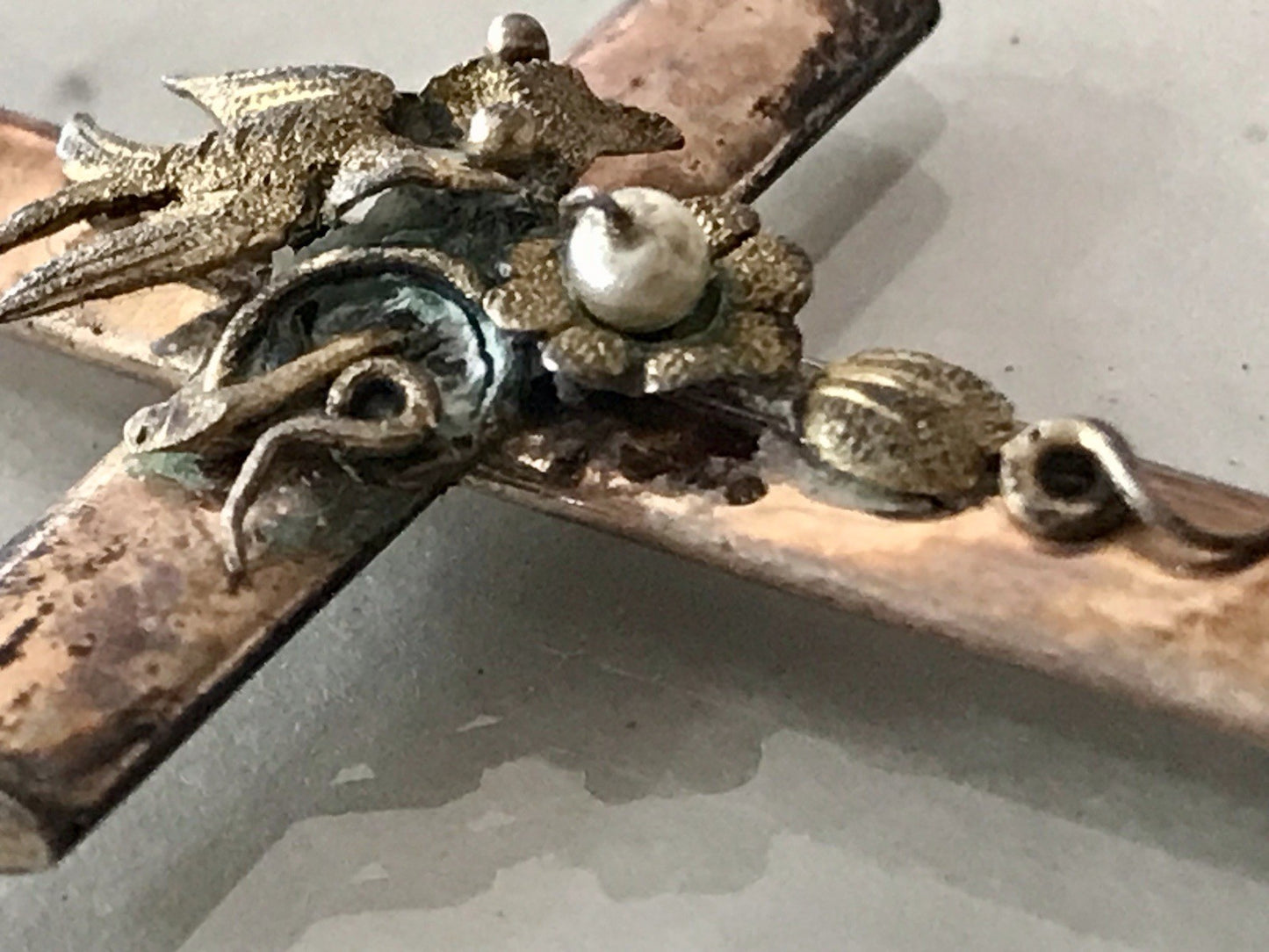 Antik Kettenanhänger  Anhänger Schaumgold? Walzgold? gold Doublè? Kreuz Perle