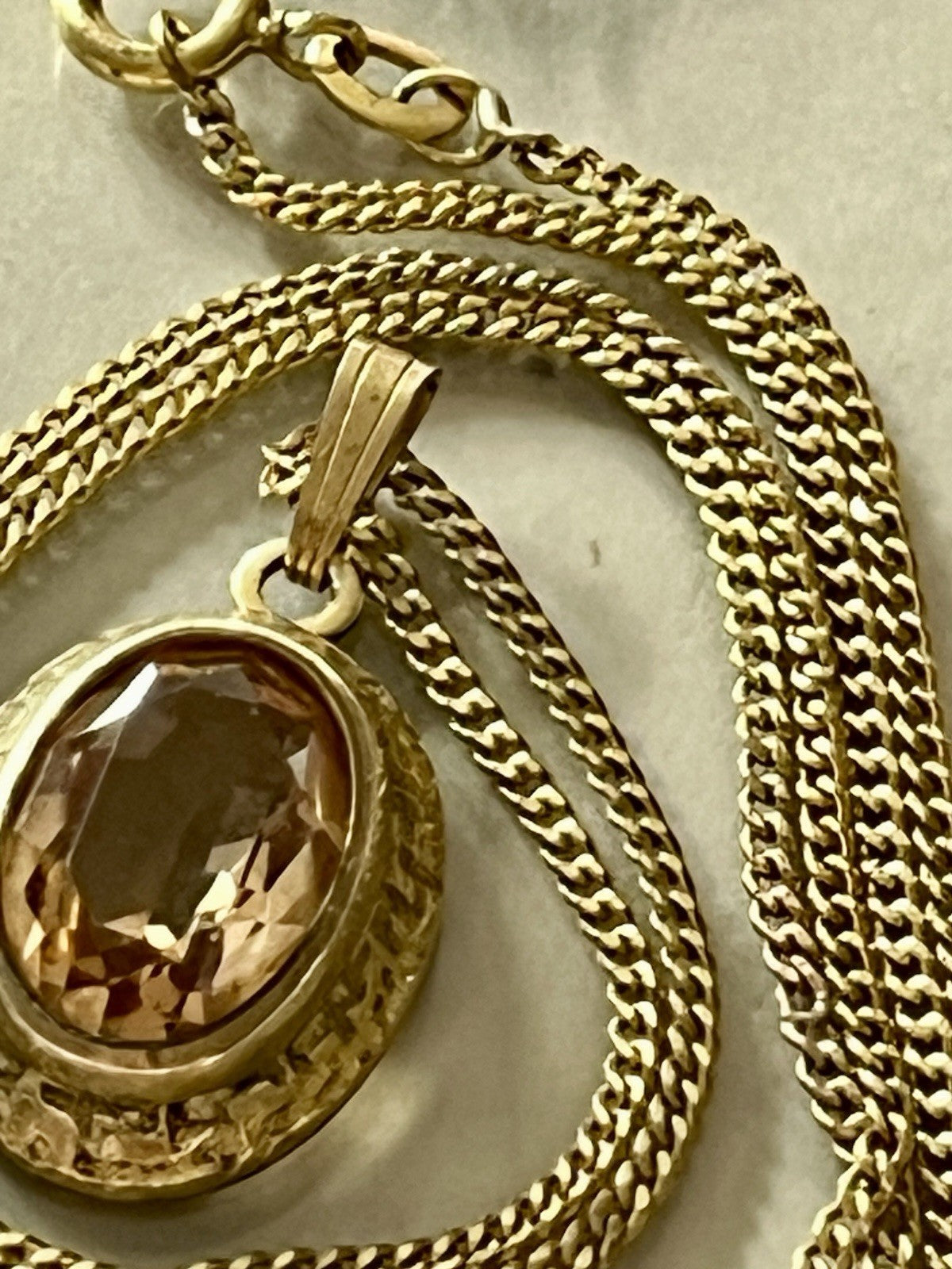 Vintage Halskette mit Änhänger Amerik. Doublè gold Rauchquarz? Sehr SCHÖN K&L