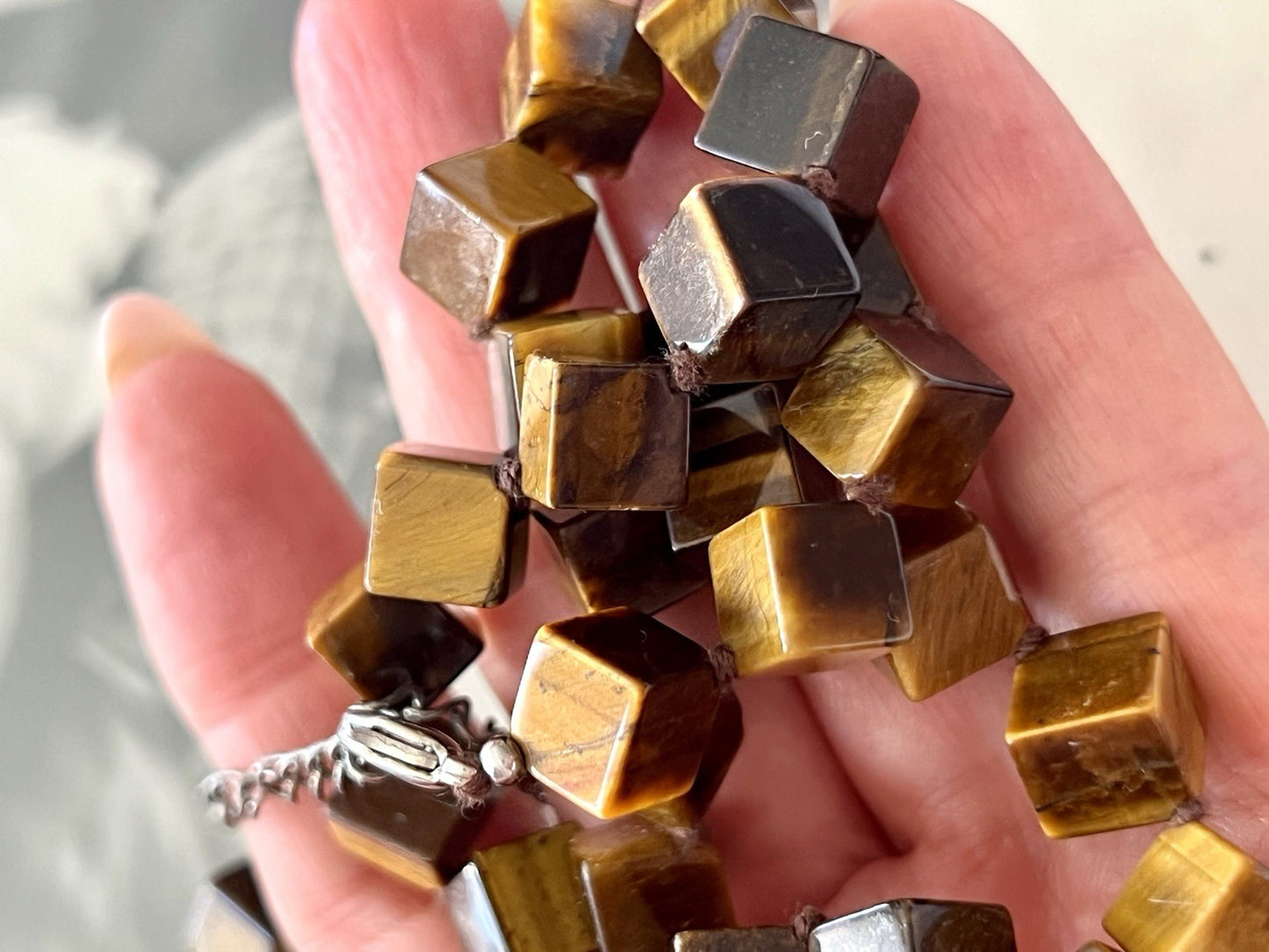 Vintage Halskette Damen Tigerauge Würfel- Perlen Kette geknotet