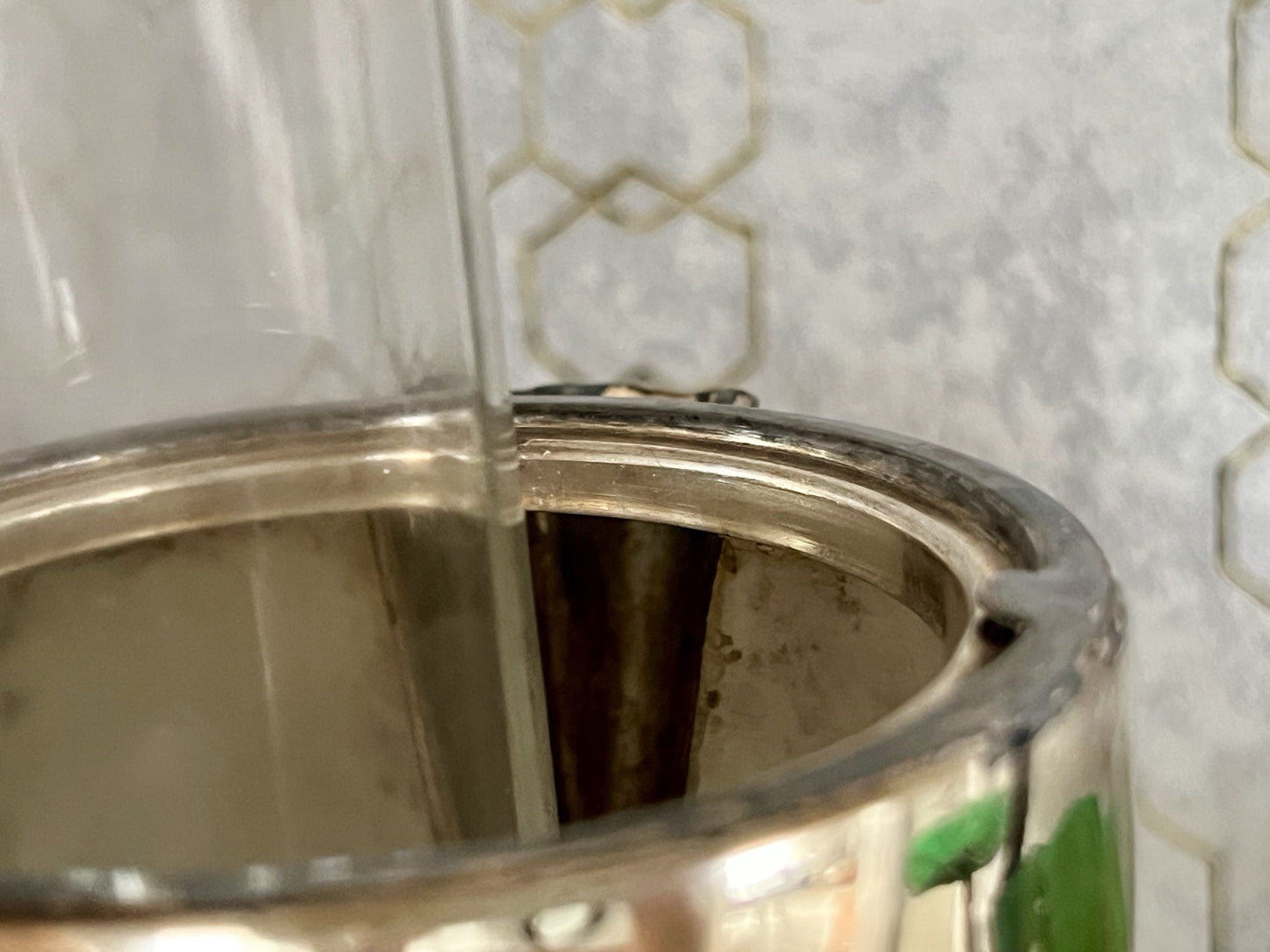 Antik Art Dèco DRGM Karaffe Kalte Ente  Glas optisch gerippt versilberte Montur