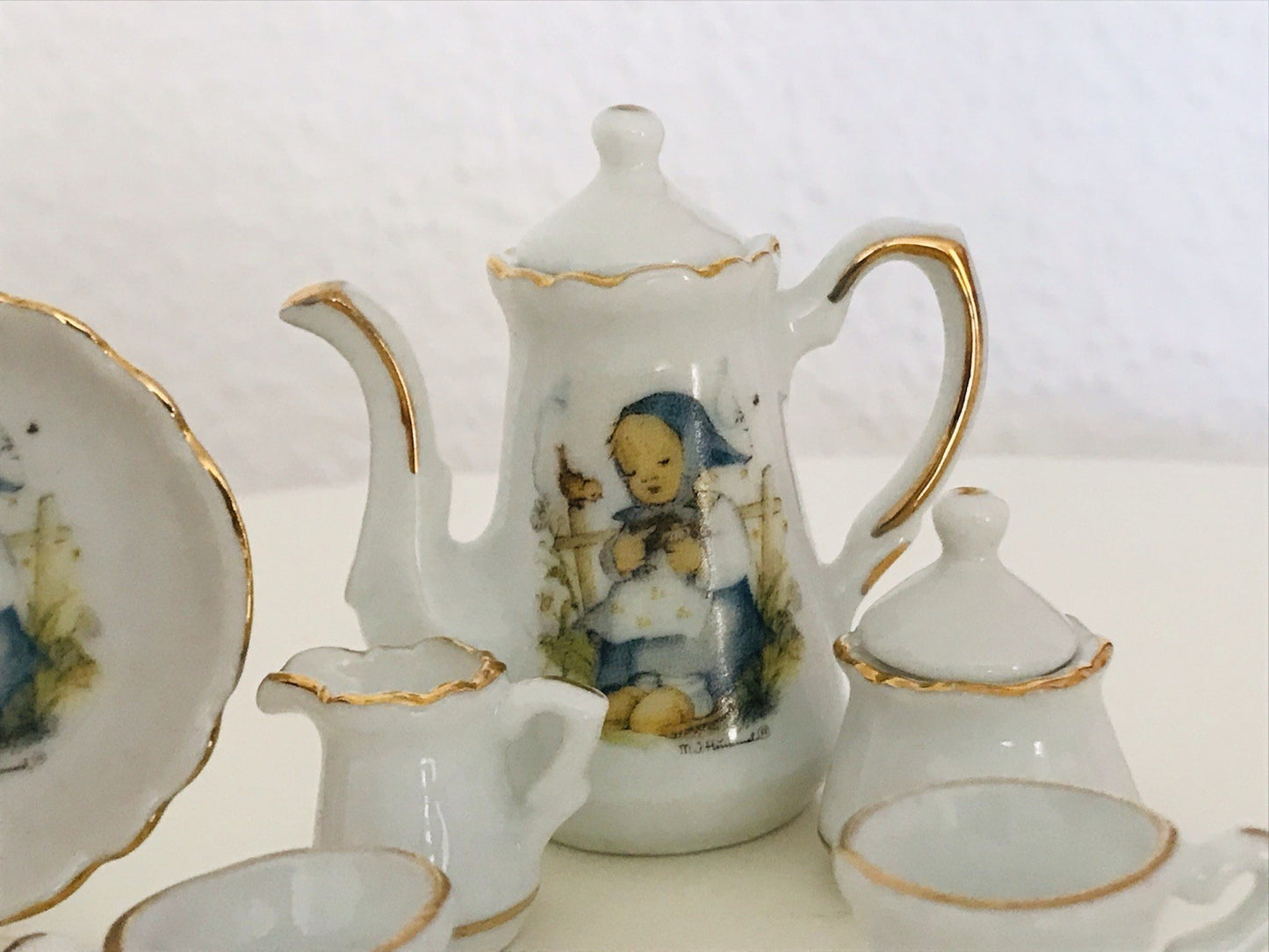 Puppenservice Porzellan Kaffeeservice Geschirr Miniatur Hummel Er liebt mich