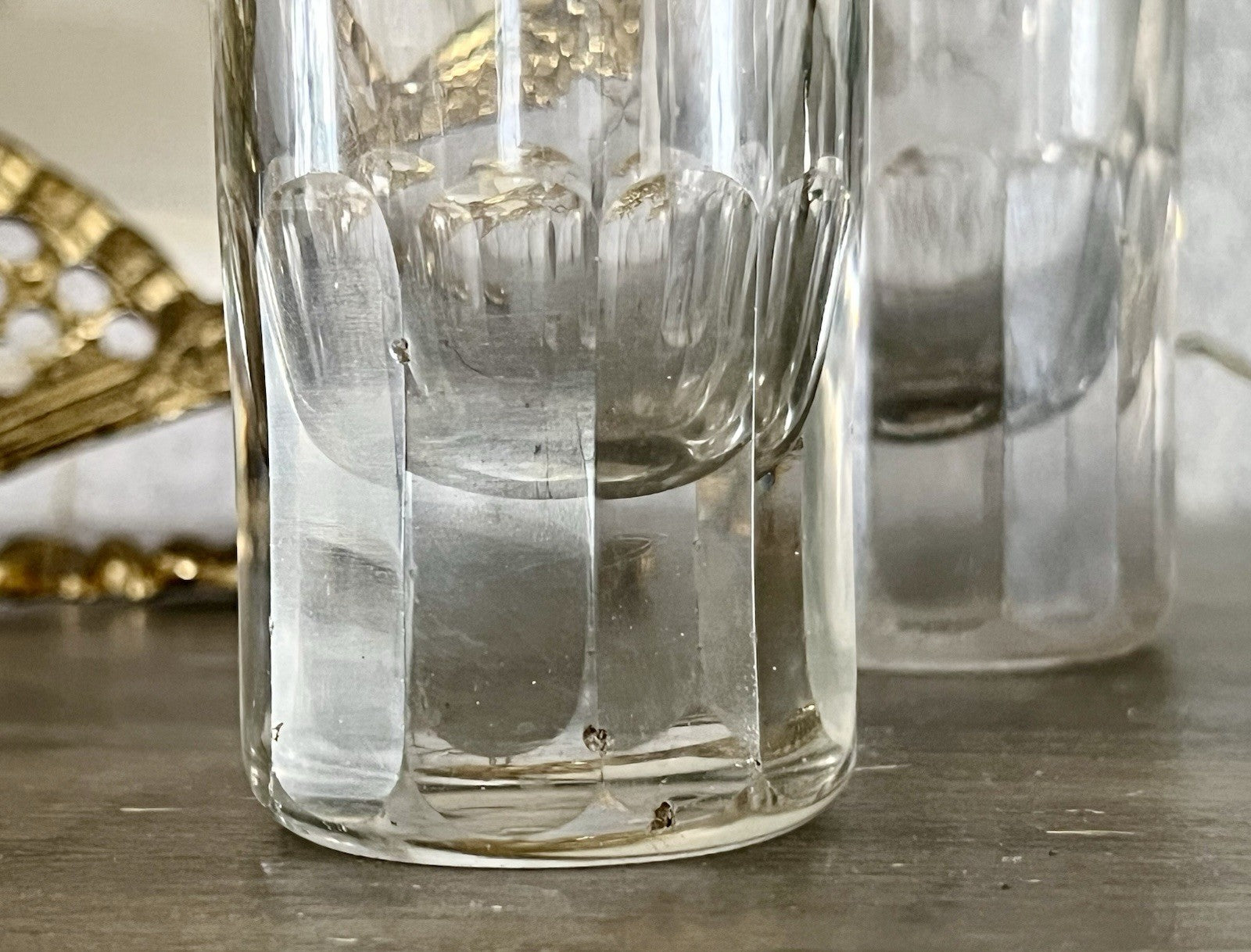 Antik ~1870 2 hohe Becher Gläser Glas Schälschliff  Oliven Eichstrich Dubben?