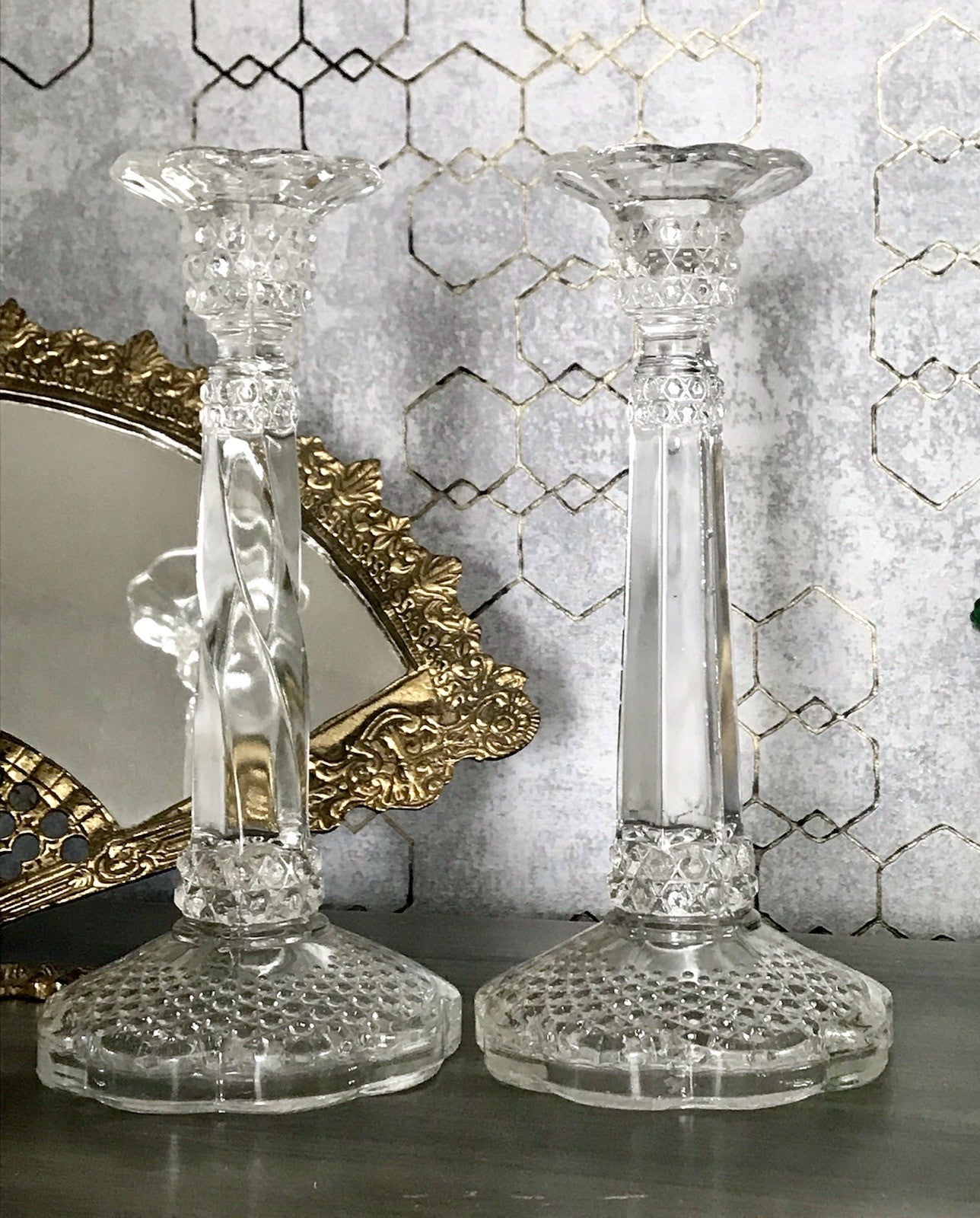 Antik Art Déco 2x Kerzenleuchter Leuchter Kerzenständer Pressglas Glas