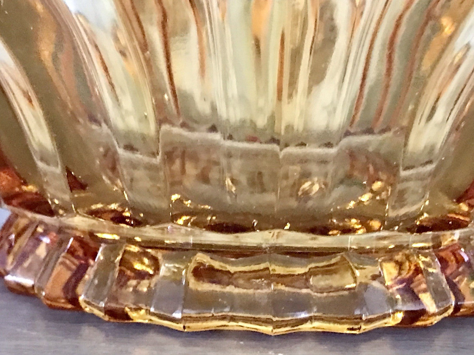 Antik Art Déco gelb Pressglas Schale Glas Brockwitz Prismen Fruchtschale 1941