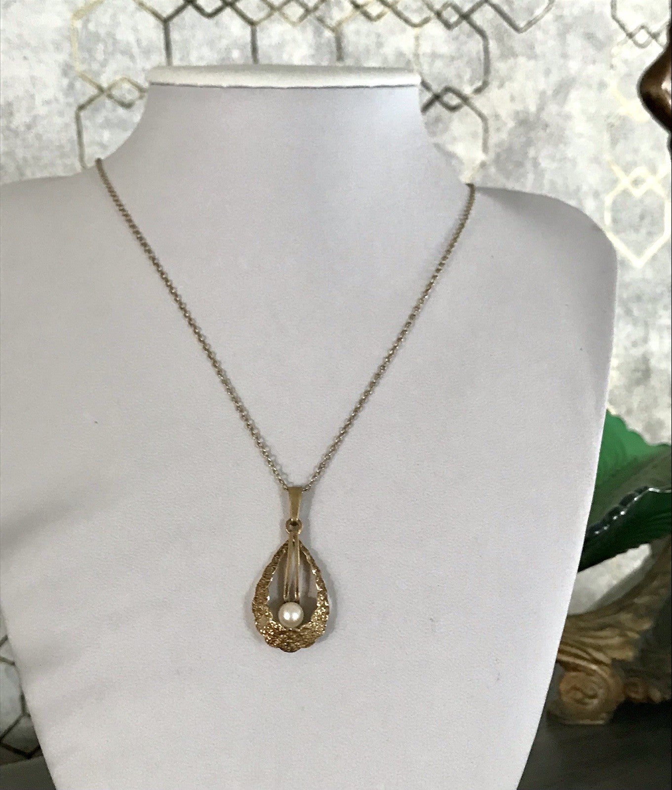 Vintage Halskette mit Änhänger Amerik. Doublè gold Sehr SCHÖN TeKa