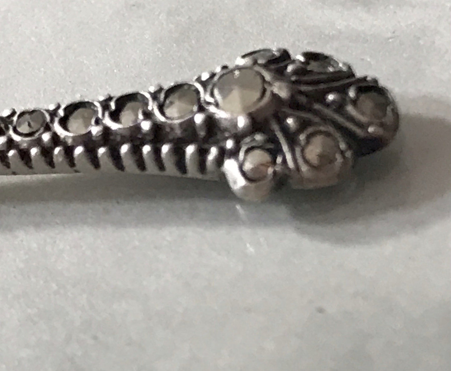 Antik Art Déco Silber Kreuz Anhänger Kettenanhänger rubinroter Stein Markasite