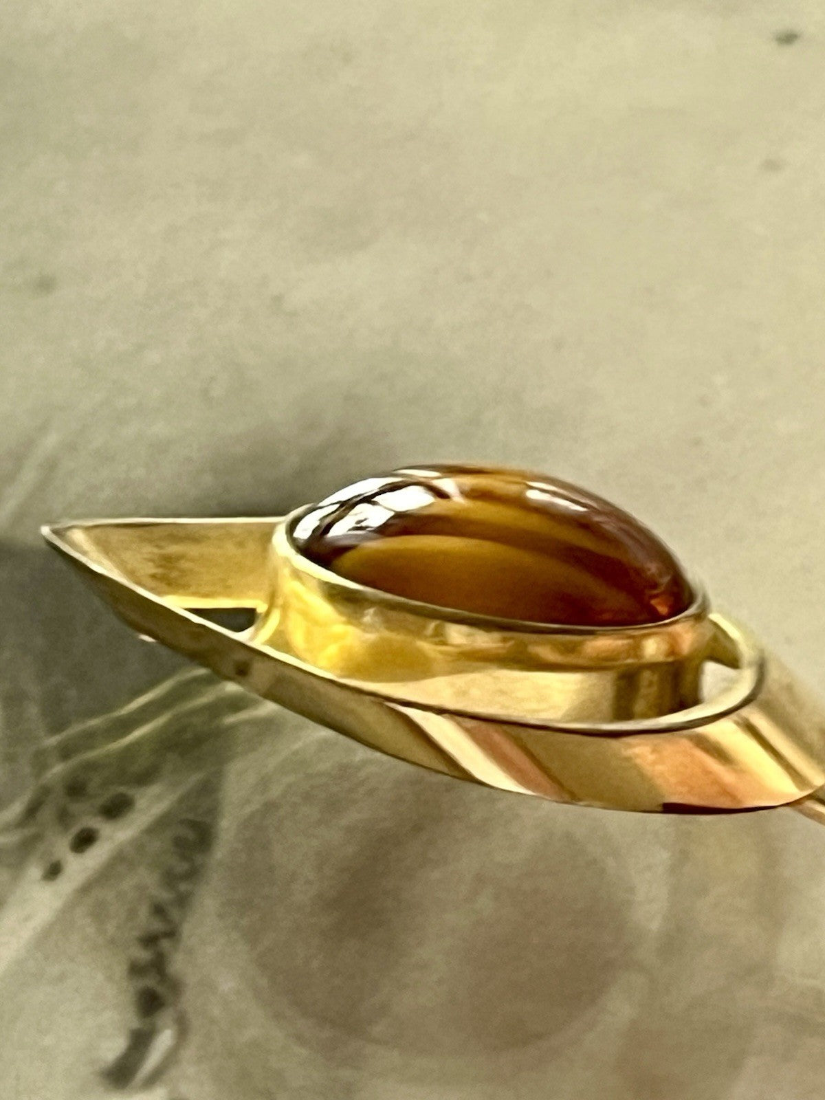 Vintage Designer Anhänger brauner Stein Amerik. Doublè vergoldet Tigerauge?