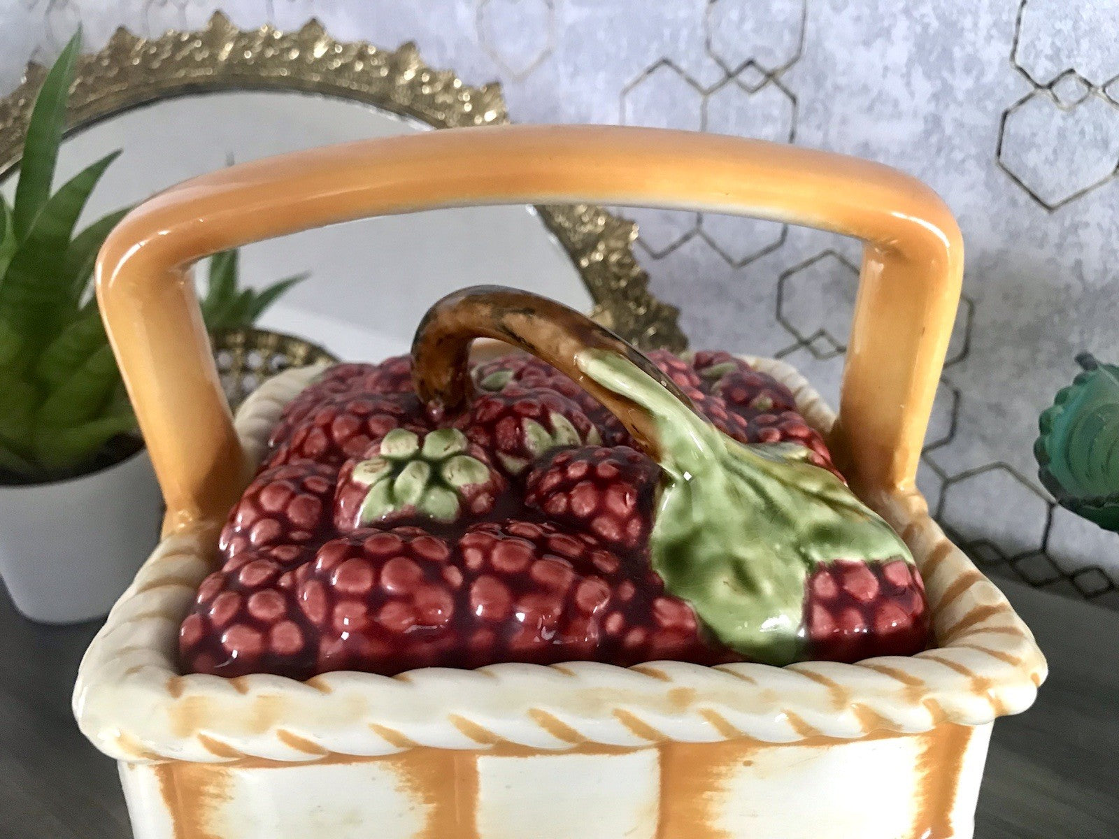 Antik Sarreguemines France Majolika Keramik  Korb Zierschale Schale Obstkorb