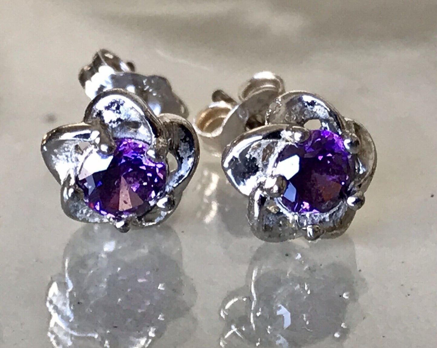 Ohrstecker Ohrringe Silber 925 Amethyst ? geschliffen Schöne Fassung