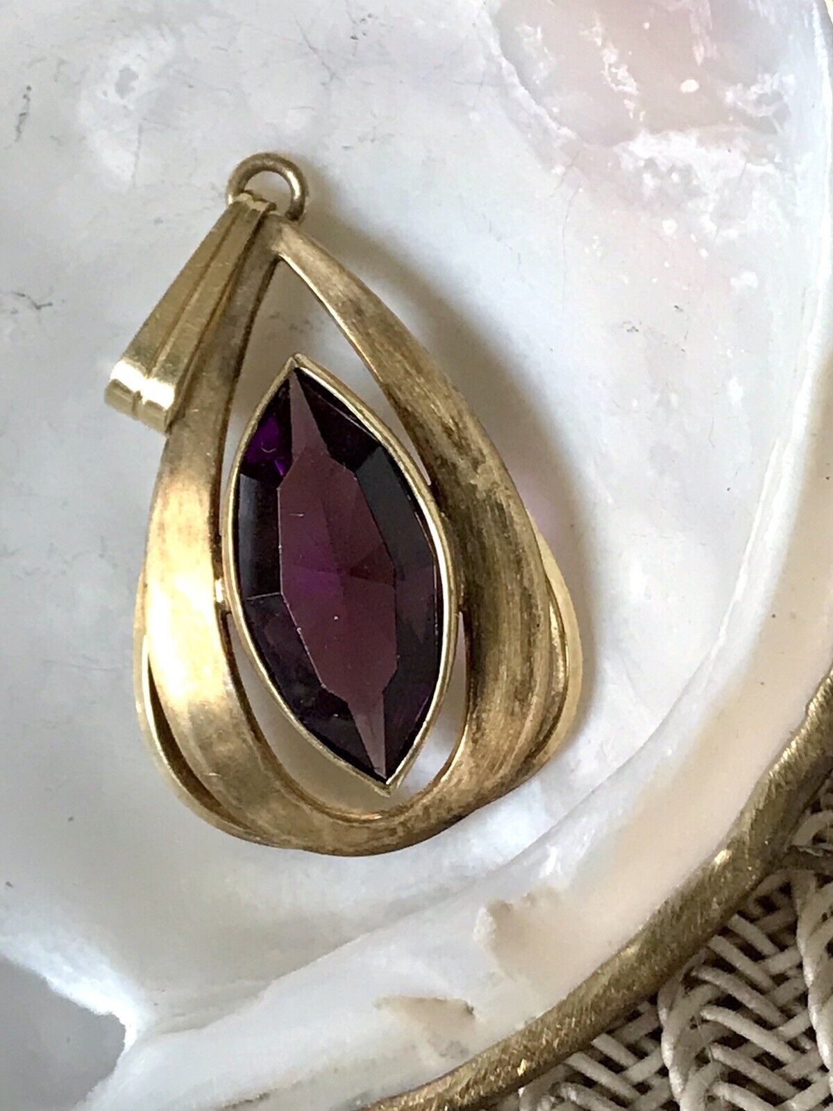 Vintage Designer Anhänger lila Stein Amethyst? Amerik. Doublè vergoldet