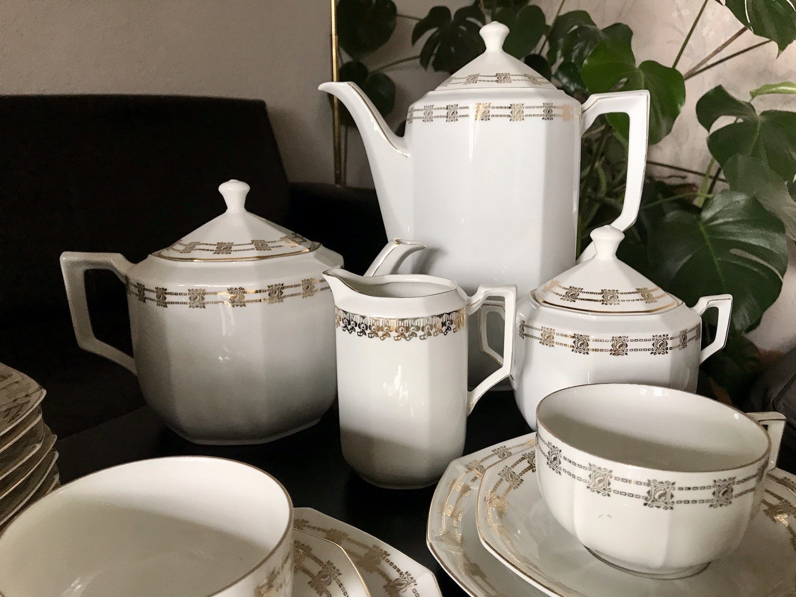 Antik Art Déco Porzellan 11 Personen Kaffeeservice EDEL Goldrand Golddekor