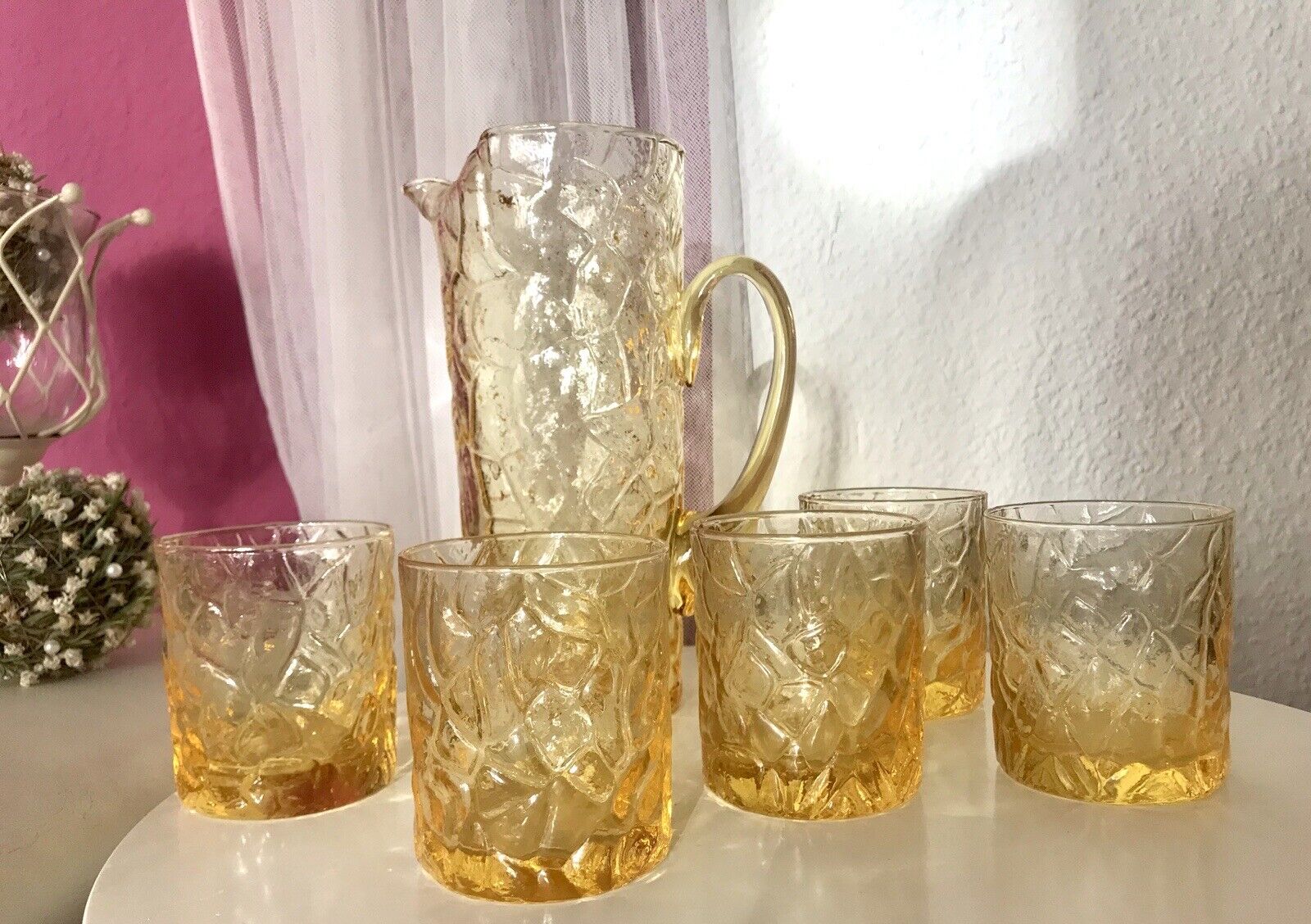 Vintage Designer 60er 70er Krug Kanne Karaffe 5 Becher gelb Glas Reptil Struktur