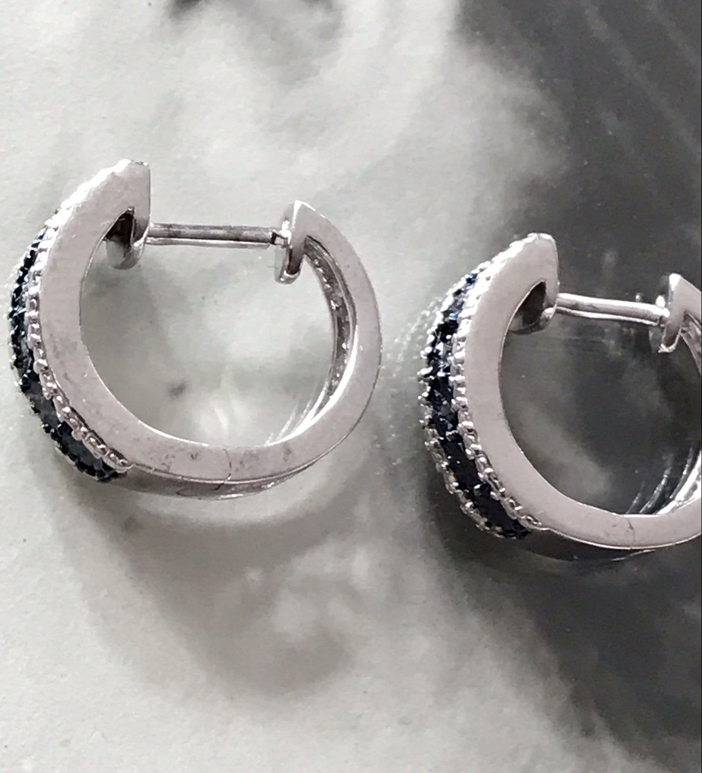 Ohrringe 925 Silber Creole Klappcreolen blaue Steine Saphire? Edel HN