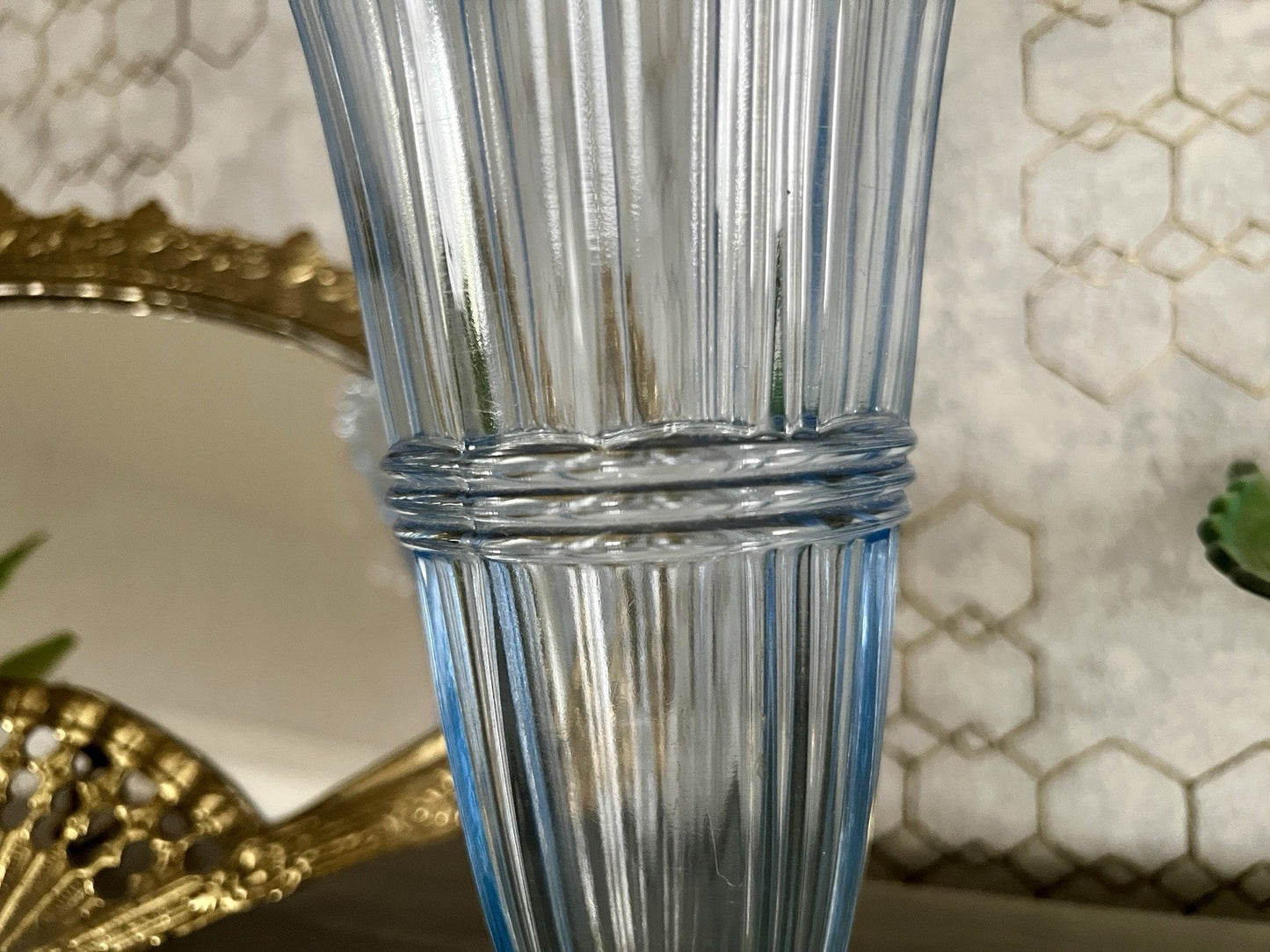 Antik Art Déco 1 GROẞ Bernsdorf Vase Glasvase Pressglas blau Glas RAR! asymmetr.