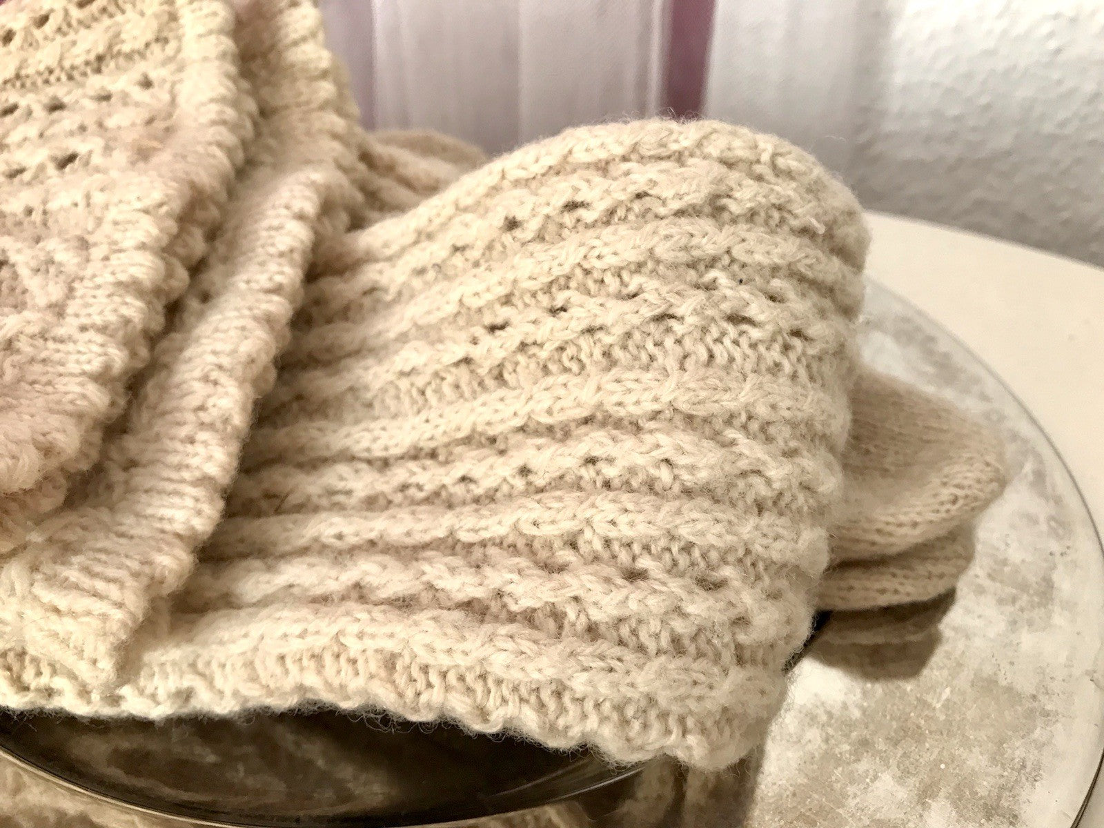 Antik Strümpfe Overkneestrümpfe Schaf-Wolle beige Trachten?