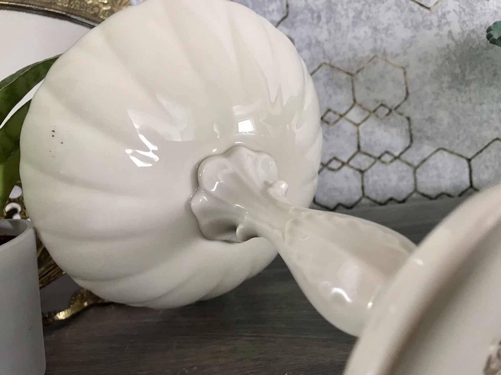 Antik Porzellan Fußschale Schale auf Fuß USA Lenox elfenbein gold Blume