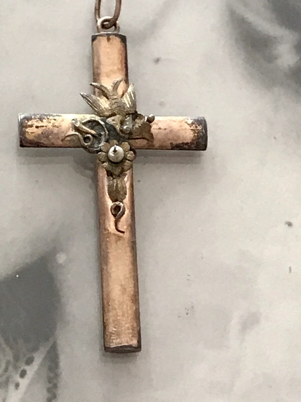 Antik Kettenanhänger  Anhänger Schaumgold? Walzgold? gold Doublè? Kreuz Perle