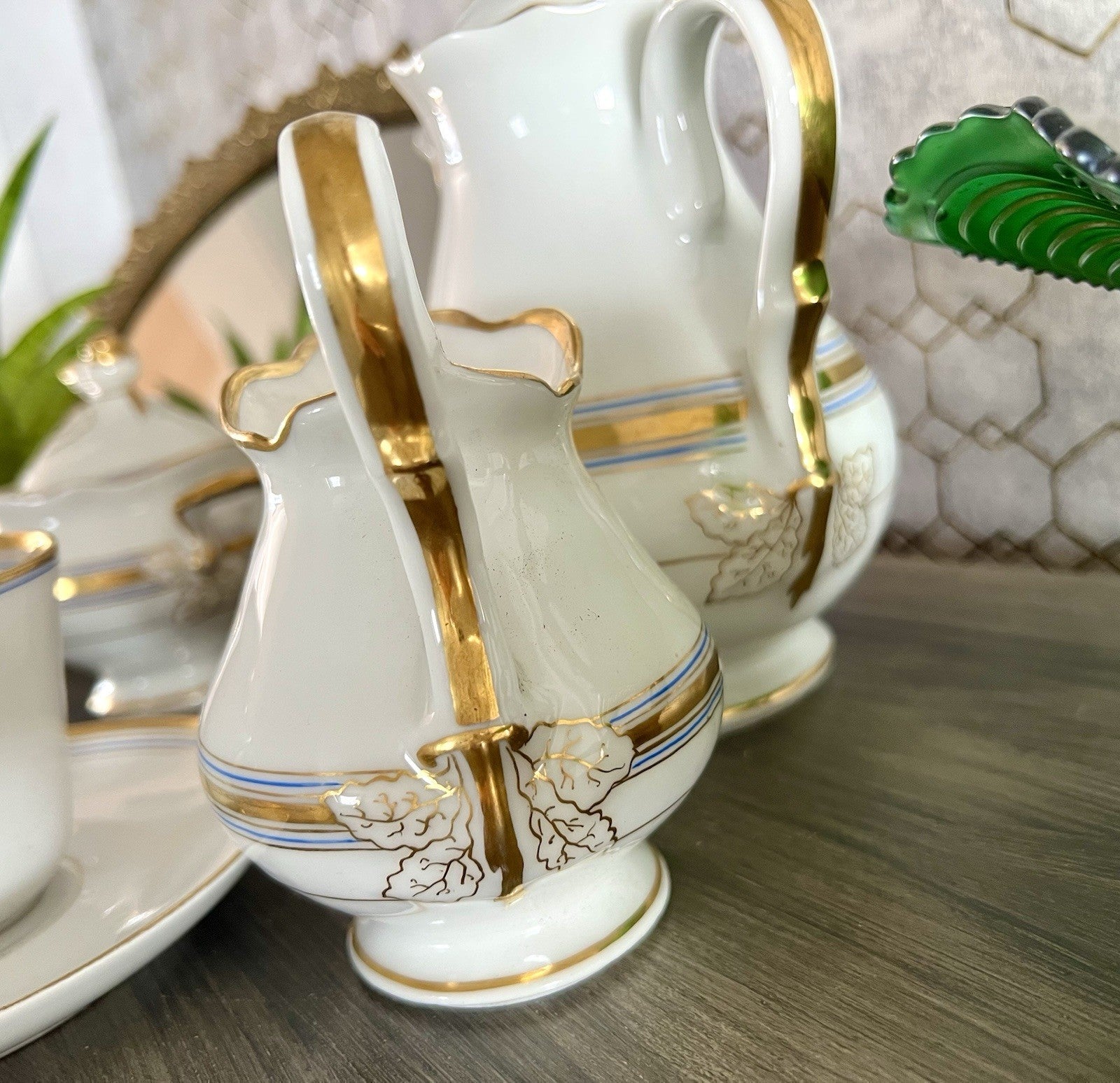 Antik Biedermeier Porzellan Kernstück Plus So schön! weiß gold blau