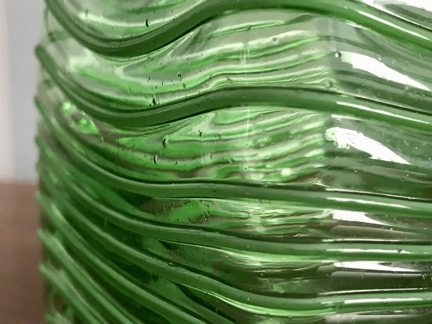 Vintage Vase Murano? Glasvase grün Aufschmelzungen Fäden Henkelvase