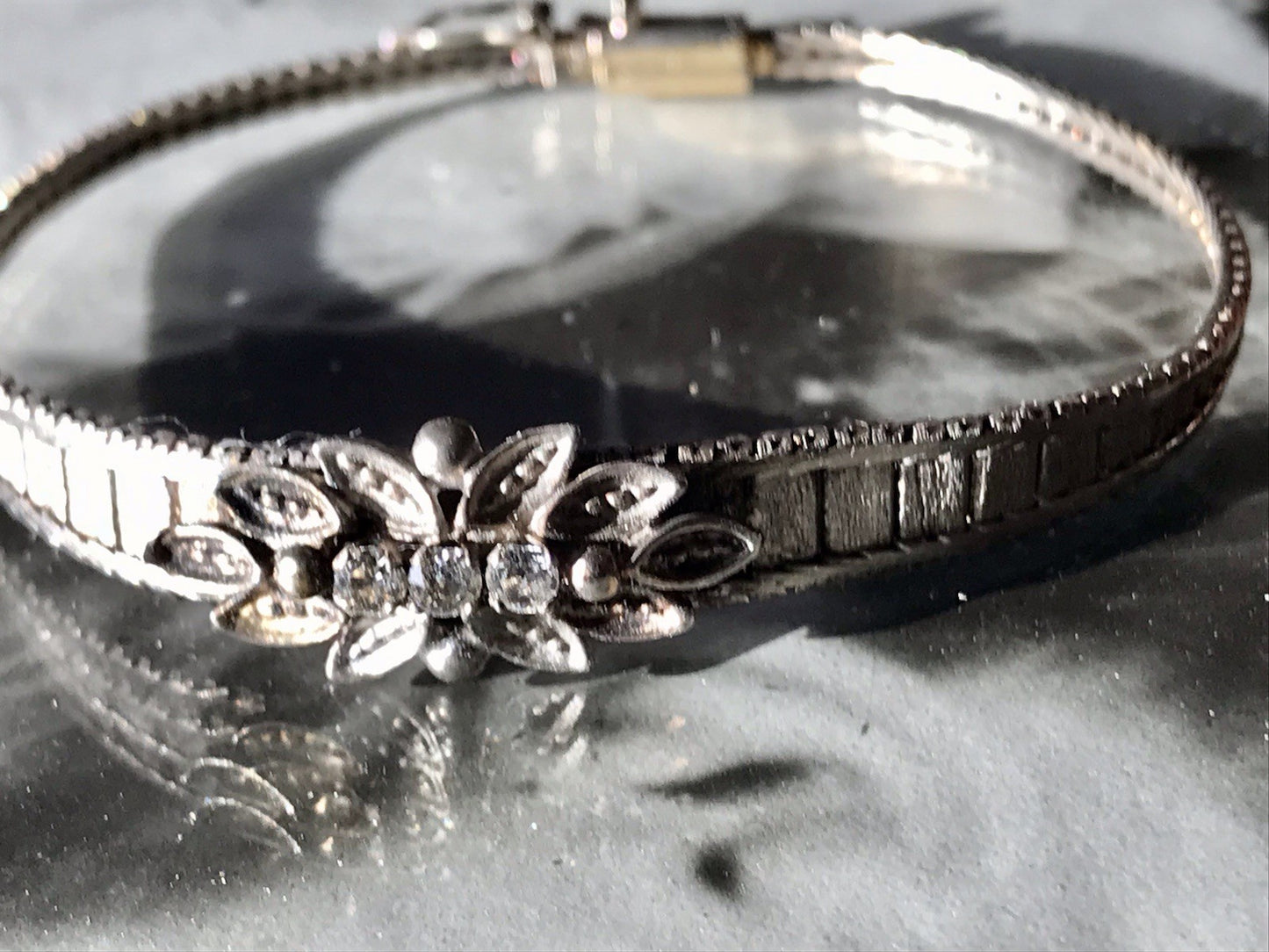 Antik? Vintage Edel DAMEN Armband Silber 925 SUPER Design farblose Steine