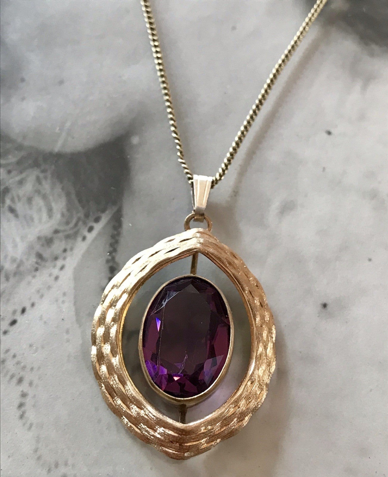 Vintage Designer Anhänger lila Stein Amethyst? Amerik. Doublè vergoldet