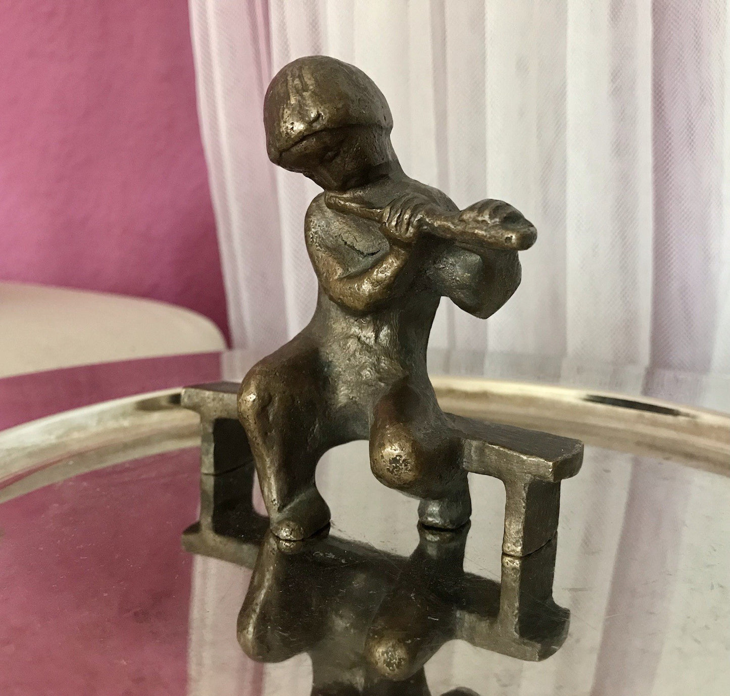 Vintage Bronze Figur Kind Junge Skulptur Fischedick Junge mit Flöte auf der Bank