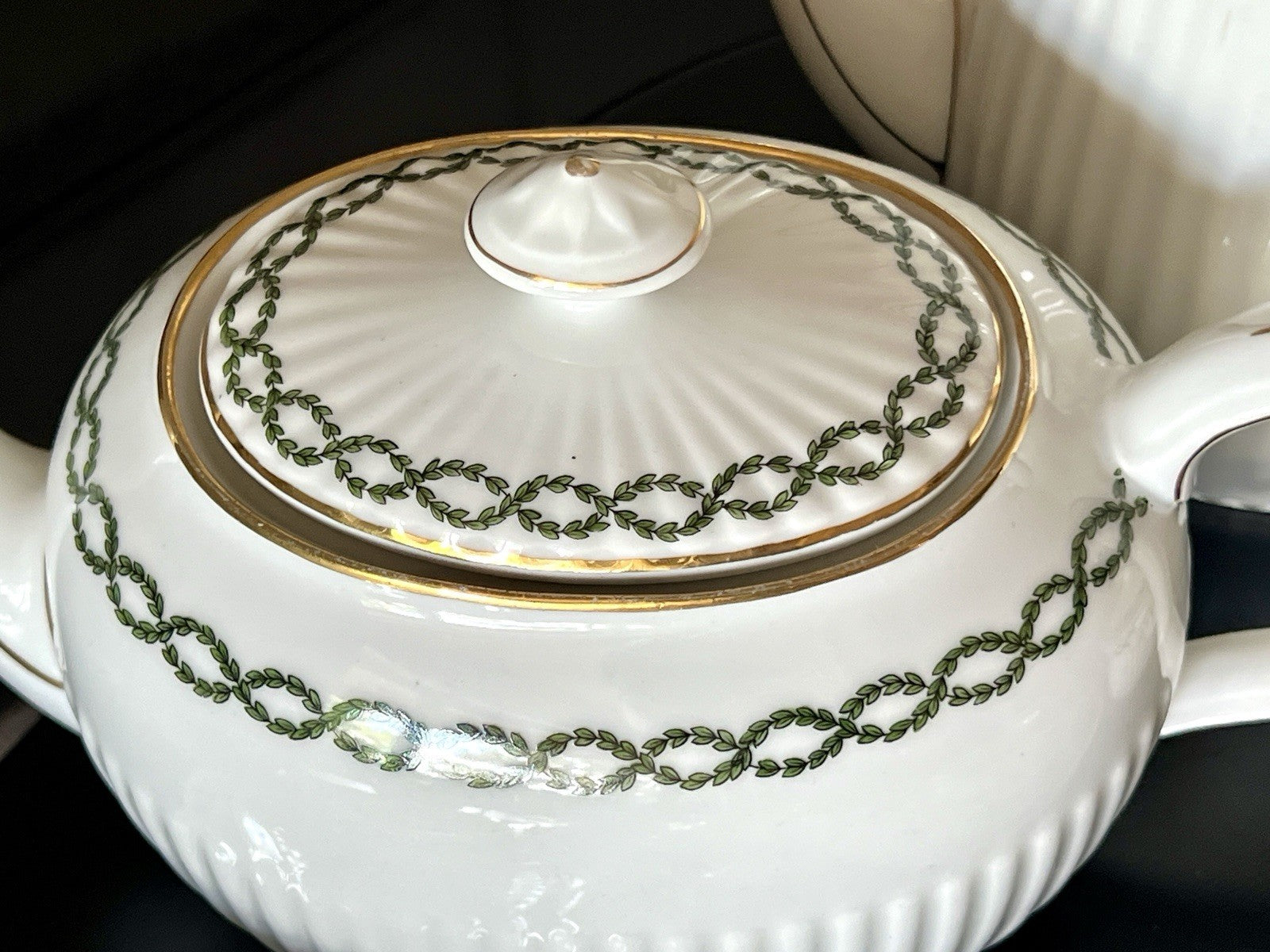 Edel antik Hutschenreuther Porzellan Kaffeeservice 10 + Pers. weiß Lorbeerkranz