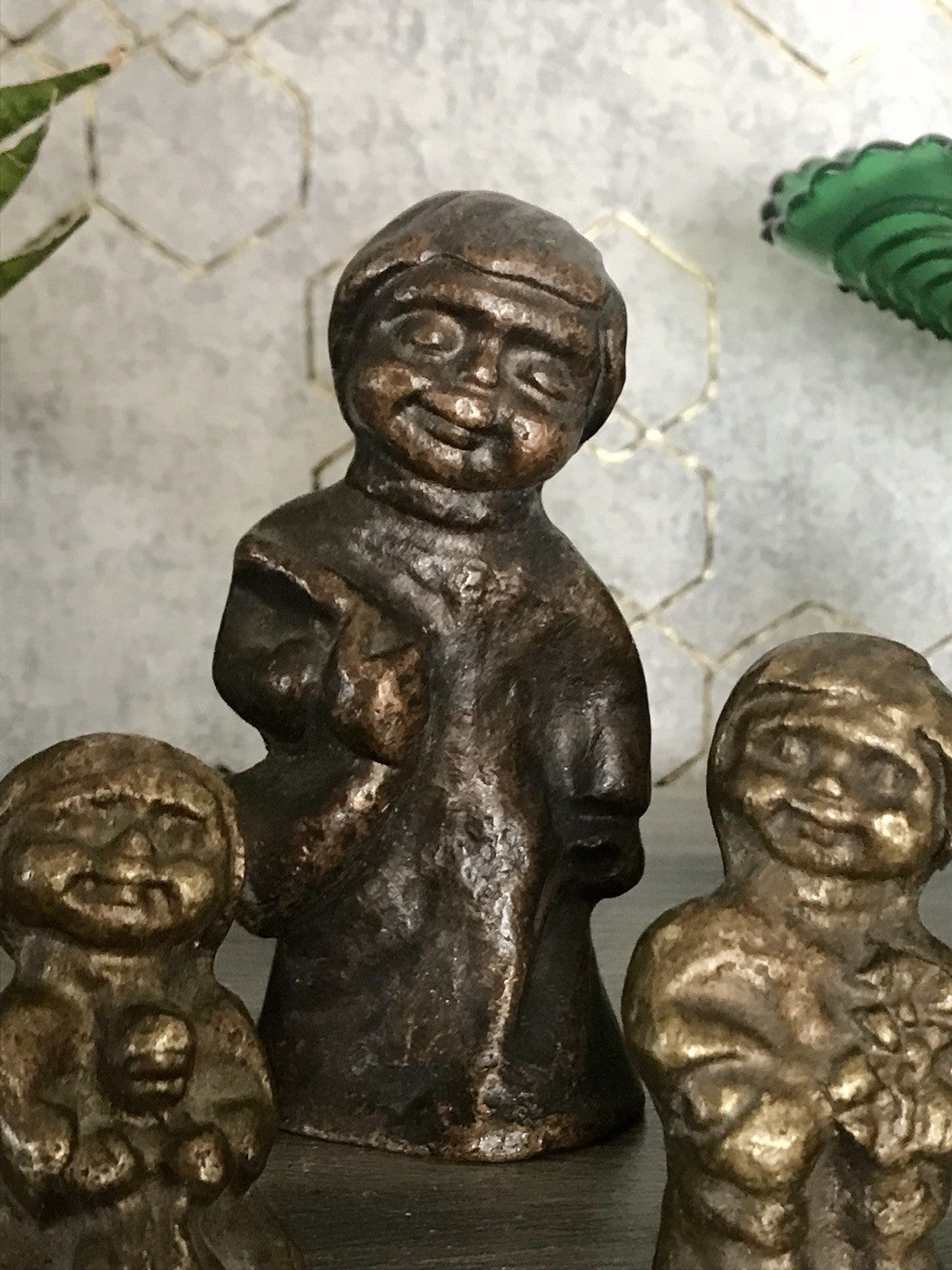6x Vintage Bronze Figur Kinder Skulpturen Limpke u.a. Mädchen mit Puppe SCHÖN!