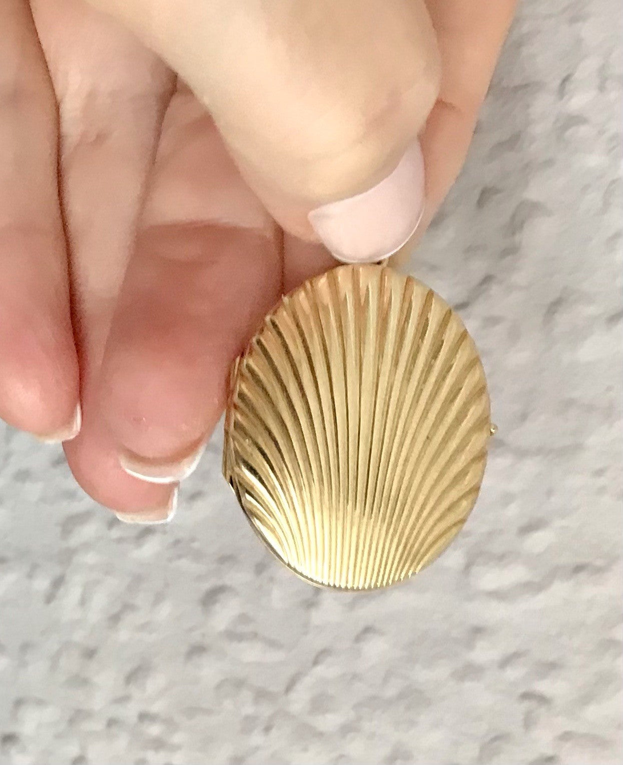 Vintage Kettenanhänger Anhänger Foto Medaillon Muschel Amerikan Double vergoldet