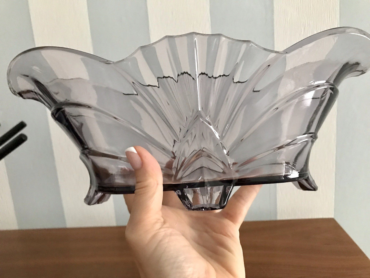 Antik Art Déco lila Pressglas Schale Glas Brockwitz Fruchtschale 1941 Jardiniere