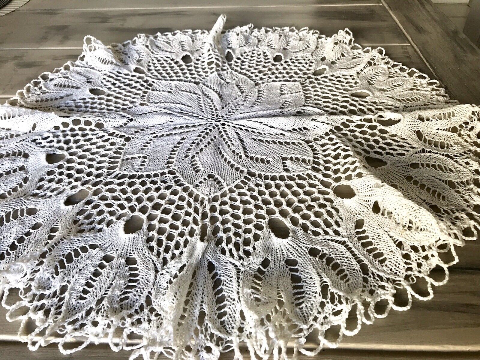 Antik alt Spitze weiß Tischdecke rund 57 cm Baumwolle gestrickt  So Schön!