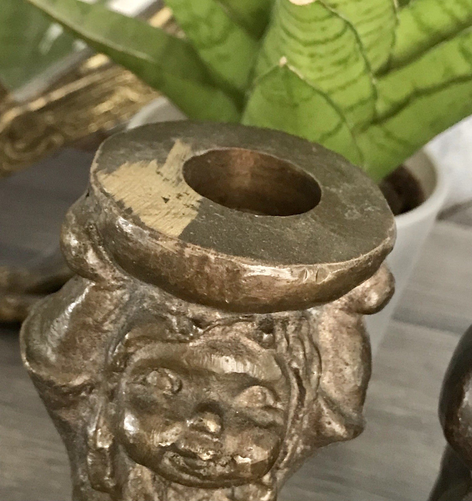 Vintage Bronze Leuchter Kerzenständer Figur Kind Skulptur Limpke Mädchen Schale