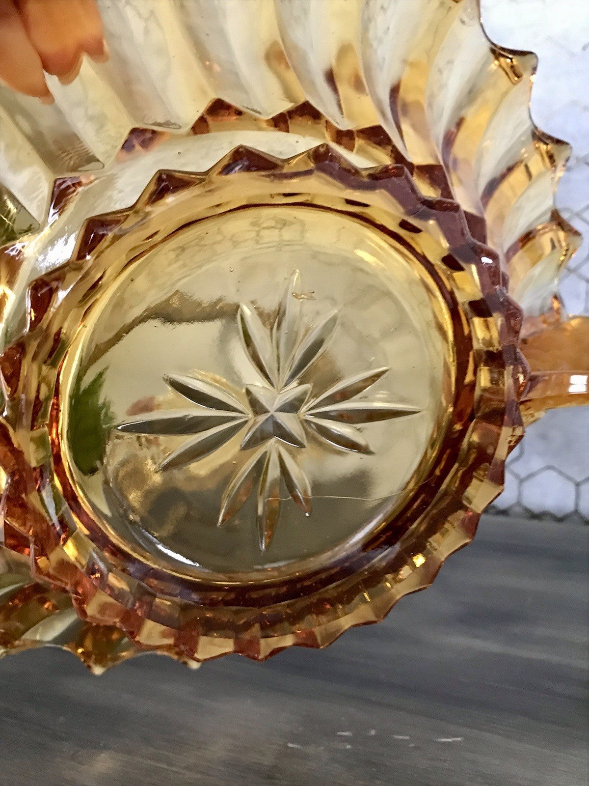 Antik Art Déco gelb Pressglas Schale Glas Brockwitz Prismen Fruchtschale 1941