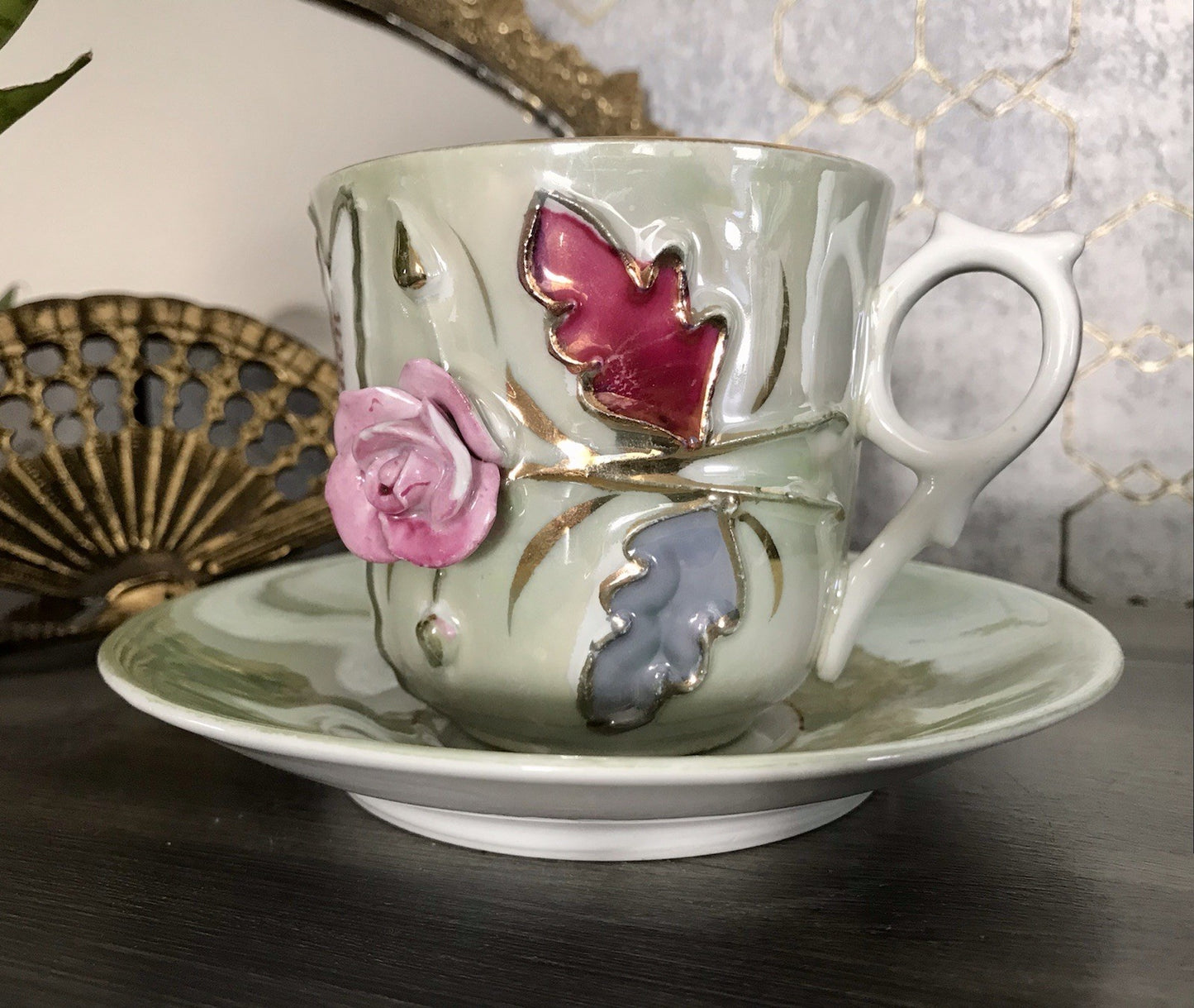 Antik Rosenhäferl Porzellan Andenken Tasse Zum Andenken Stucktasse grün rosa