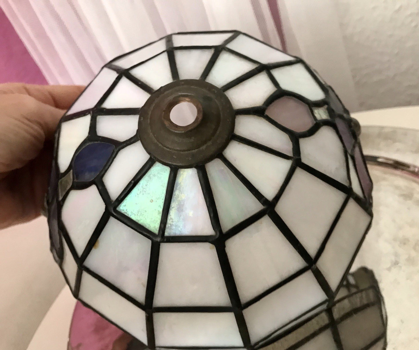 Antik? alt Glasschirm Lampenschirm Tiffany-Technik irisierendes Glas 2 Blumen