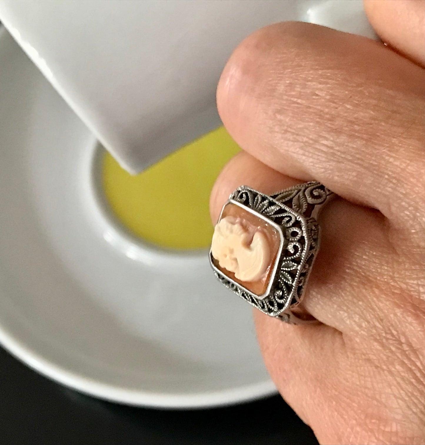 Antik Art Déco Jugendstil Edel DAMEN RING Silber Muschelgemme Cameè Gr. 62