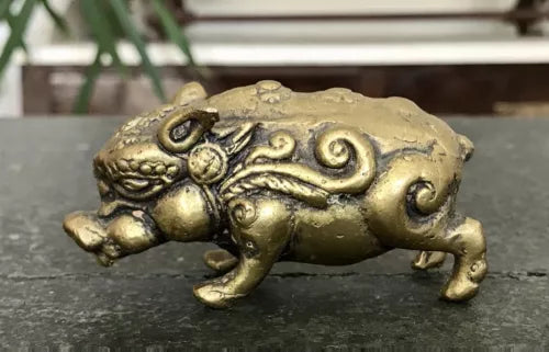 Alt antik? Messing Bronze?  Skulptur Figur Schwein reich verziert Feng Shui